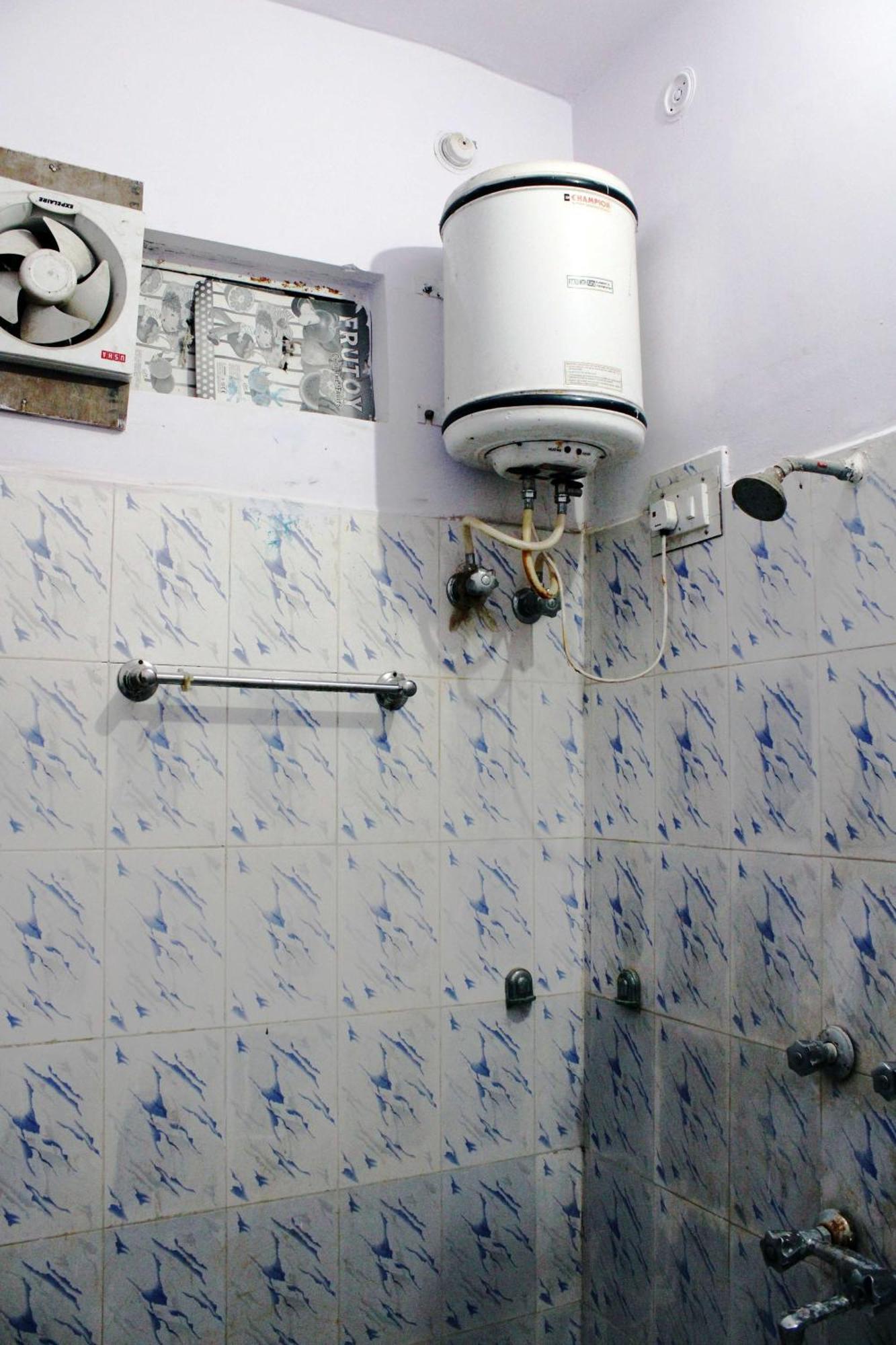 Hotel O Gracious Inn Lucknow Exteriör bild